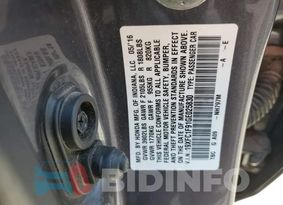 19XFC1F91GE025830 Photo# 12