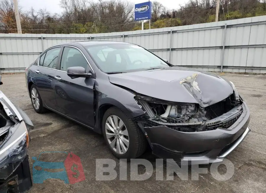 1HGCR2F79FA170669 Photo# 4