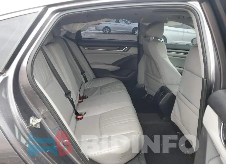 1HGCV1F50JA185090 Photo# 10