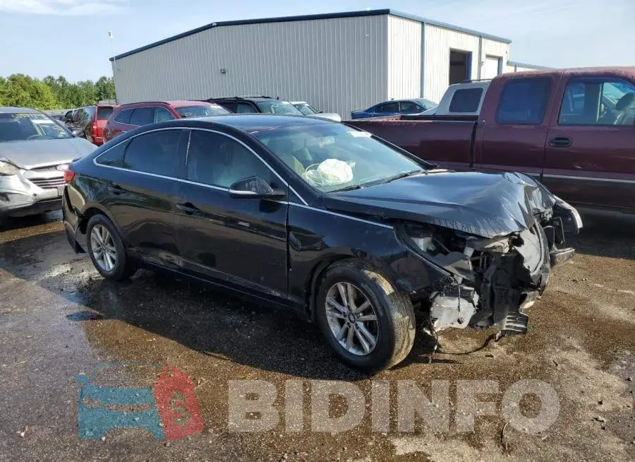5NPE24AA2GH425098 Photo# 4