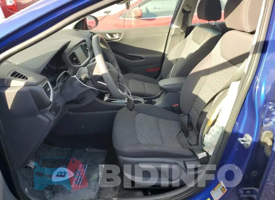 KMHC65LC6KU180137 Photo# 7