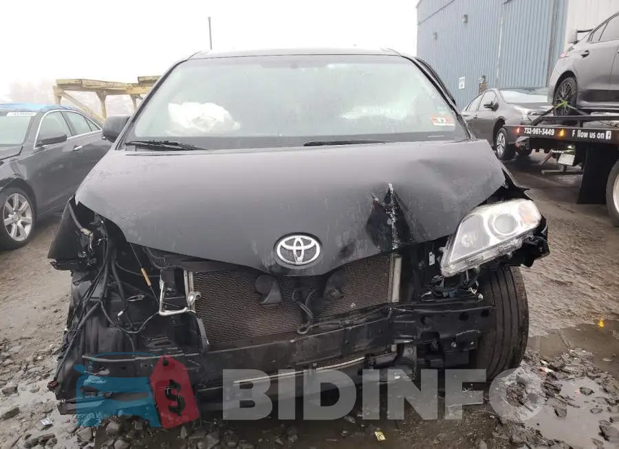 5TDKK3DCXFS578413 Photo# 5