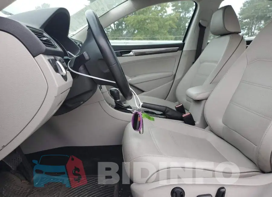 1VWBT7A37GC067007 Photo# 7