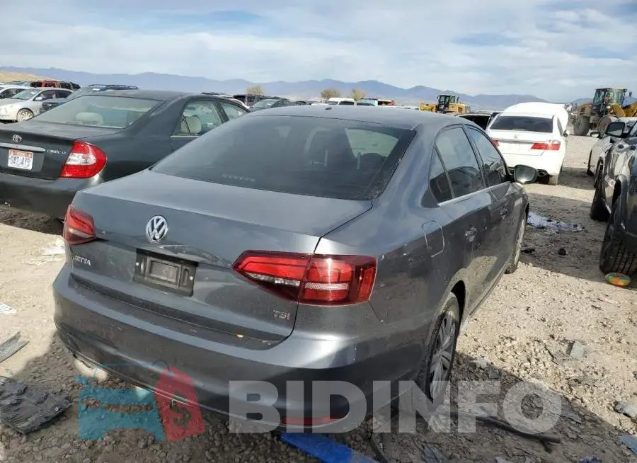 3VW167AJ9HM358481 Photo# 3