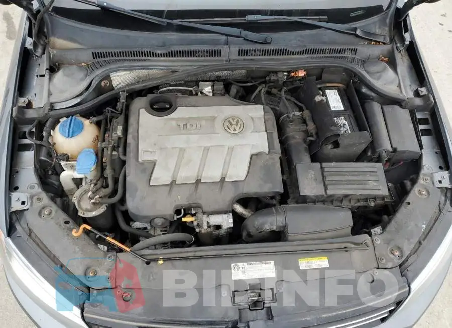 3VW3L7AJ5EM390664 Photo# 11