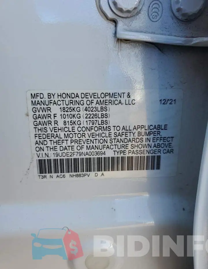 19UDE2F79NA003694 Photo# 12