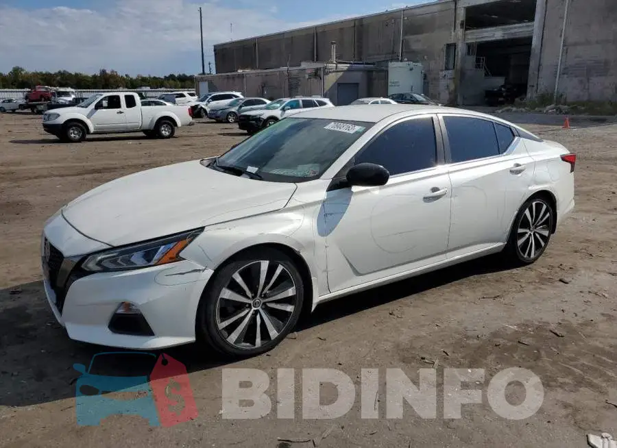 1N4BL4CV6KC190277 Photo# 1