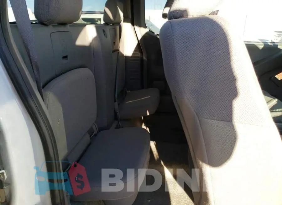 1N6BD0CT2HN707437 Photo# 10