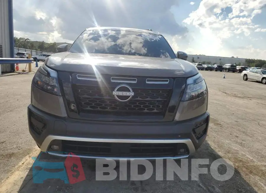 5N1DR3BD1PC271677 Photo# 5