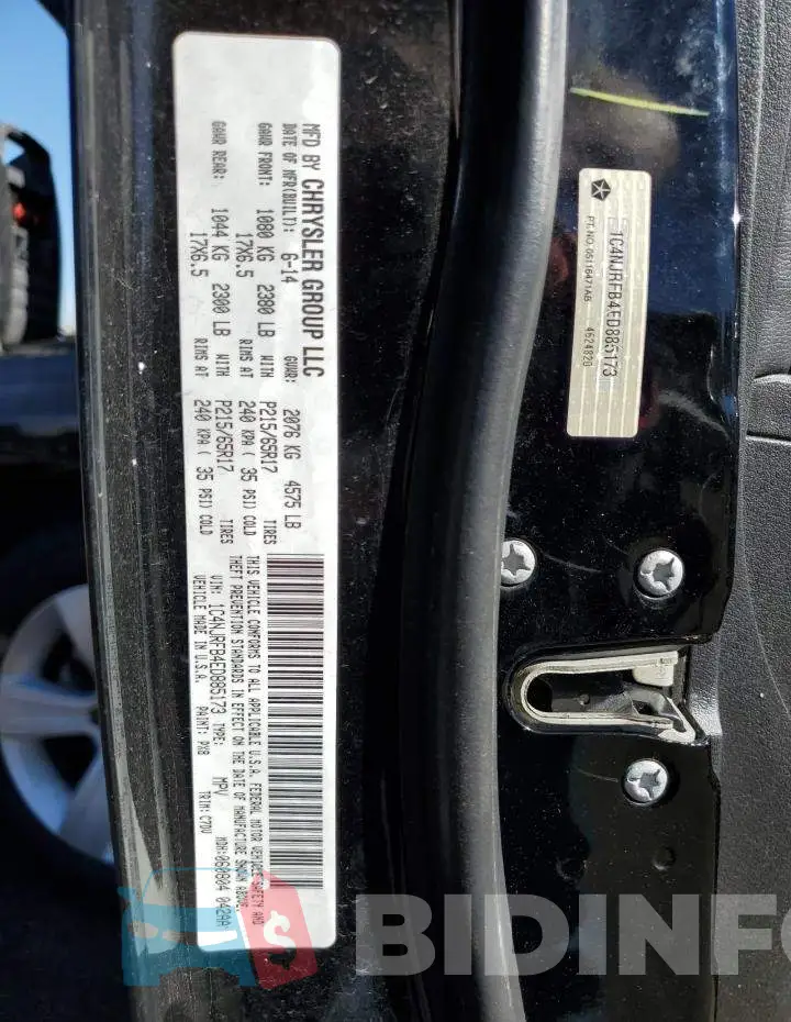 1C4NJRFB4ED885173 Photo# 13