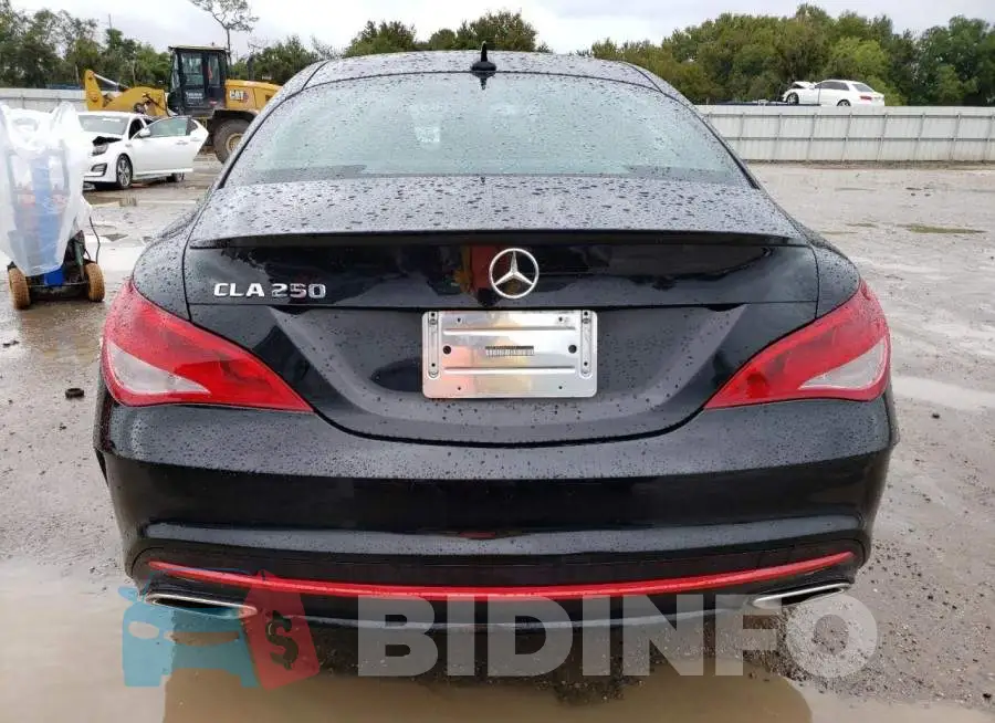 WDDSJ4EB6JN572725 Photo# 6