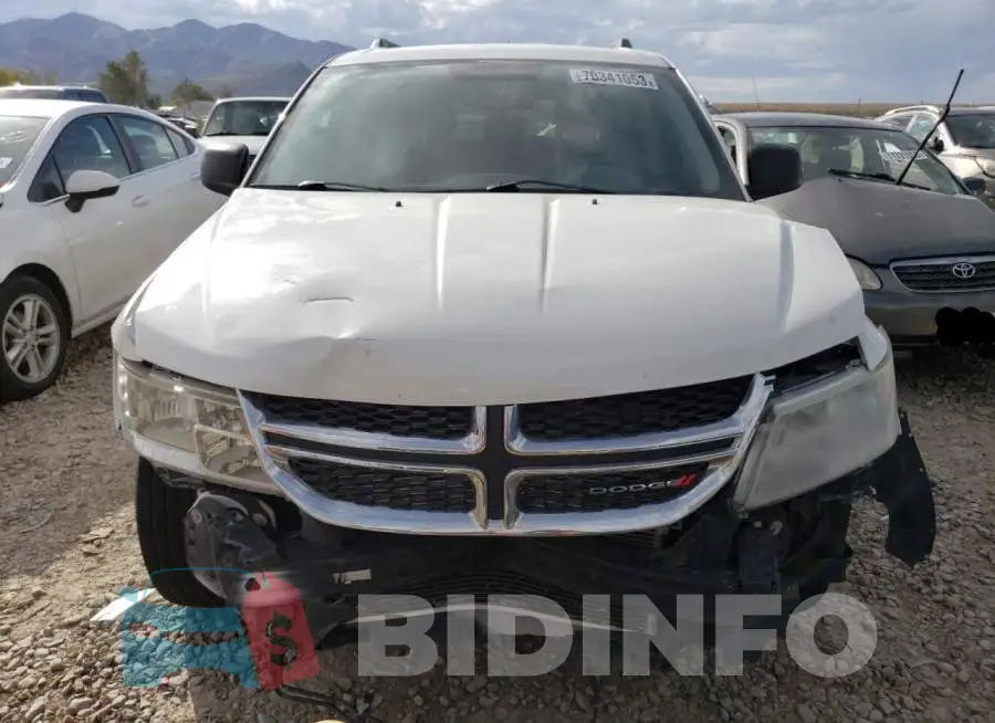 3C4PDCAB8HT559914 Photo# 5