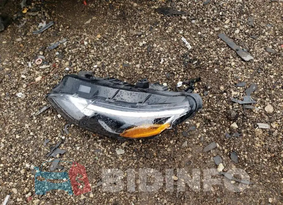 1G1ZB5ST2MF017755 Photo# 12