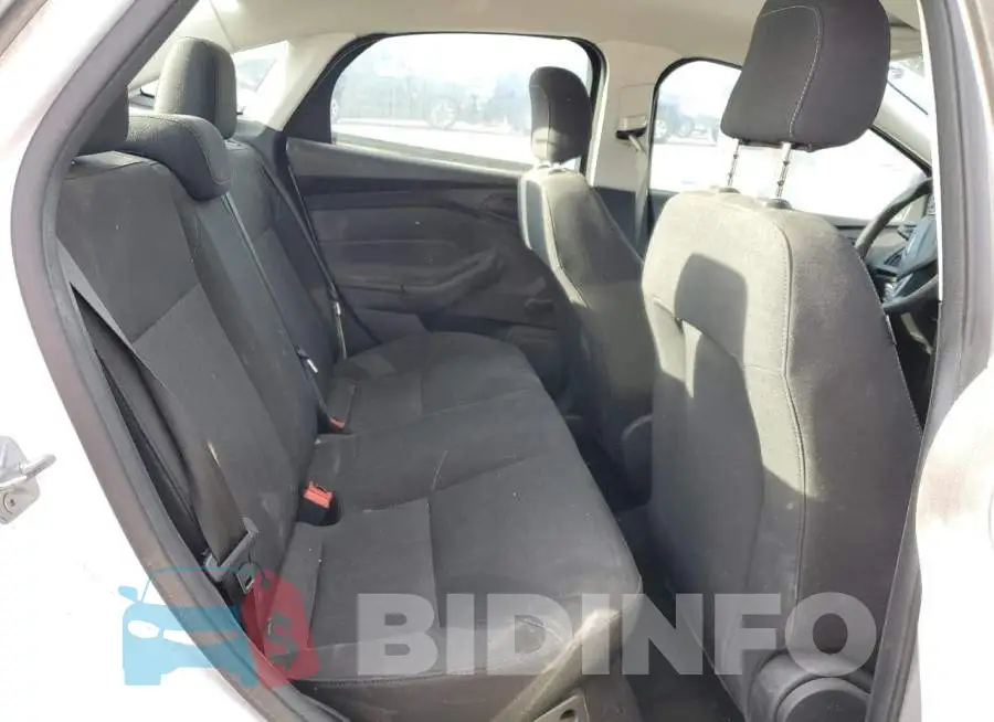 1FADP3E27HL319162 Photo# 10