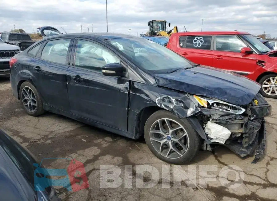 1FADP3F22GL260132 Photo# 4