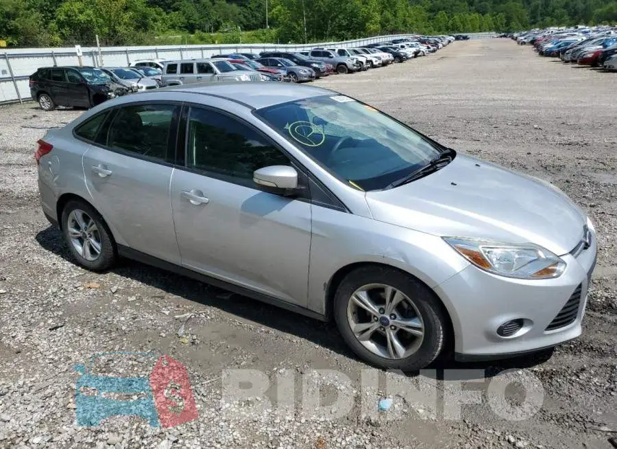 1FADP3F25EL389155 Photo# 4