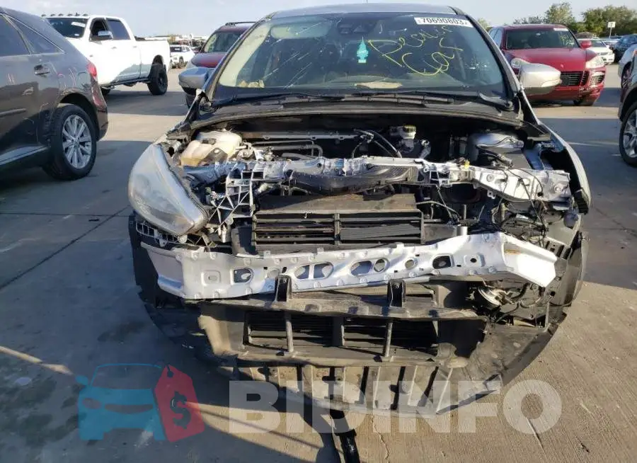 1FADP3J23GL309989 Photo# 5