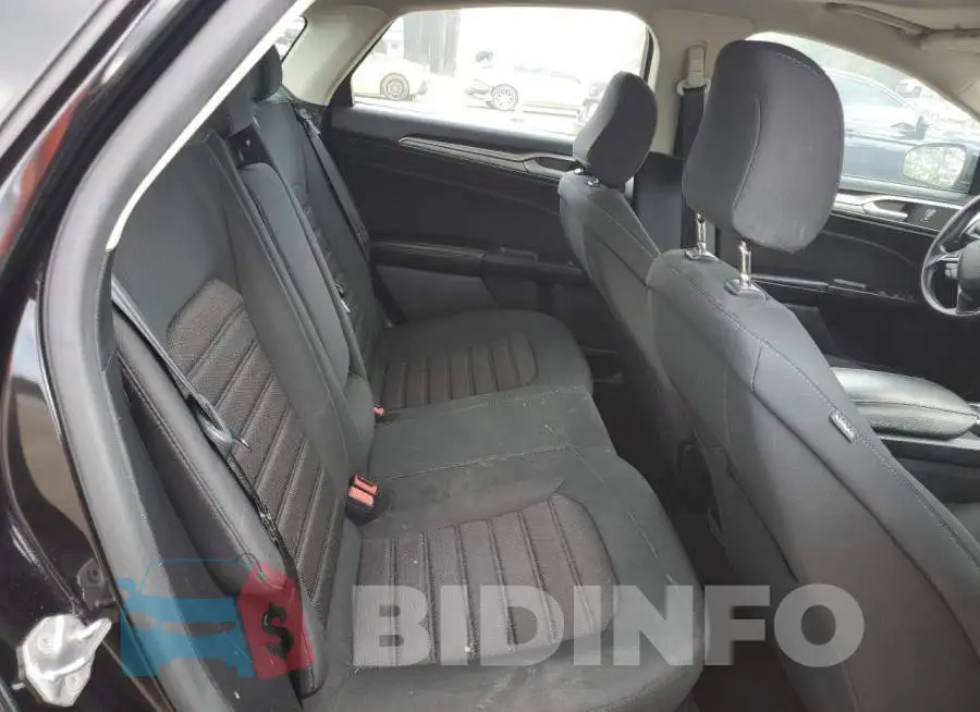 3FA6P0HD3LR201253 Photo# 10
