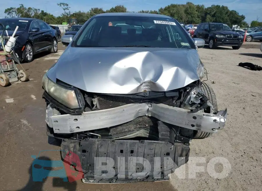 19XFB2F51EE077302 Photo# 5