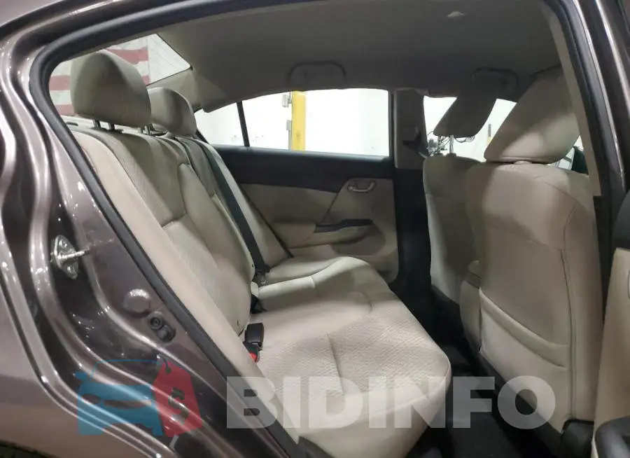 19XFB2F56EE271842 Photo# 10