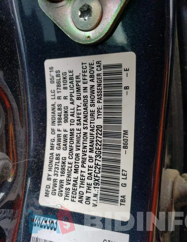 19XFC2F73GE227220 Photo# 12
