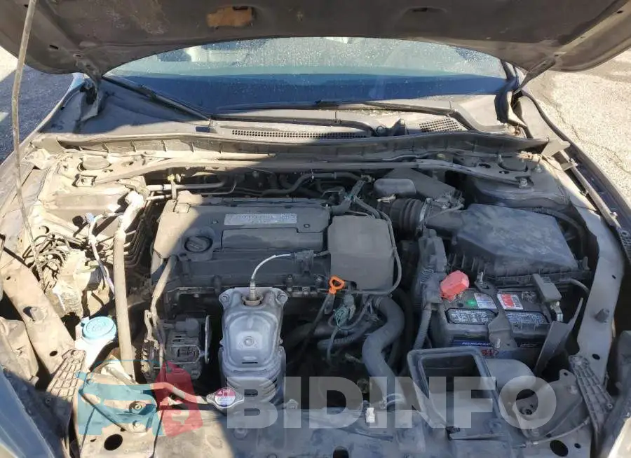 1HGCR2F81FA137061 Photo# 11