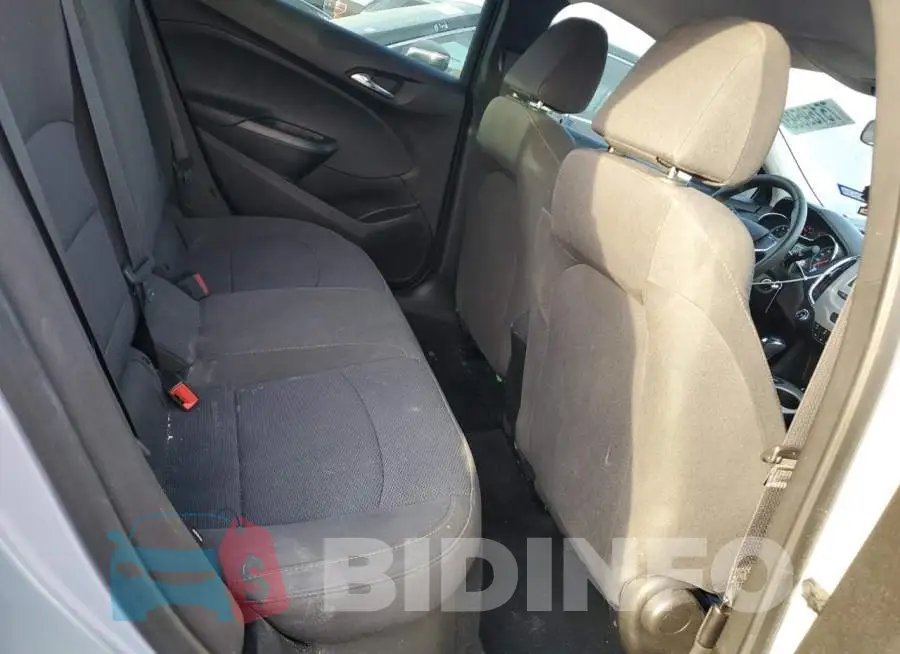 1G1BC5SM2J7143143 Photo# 10