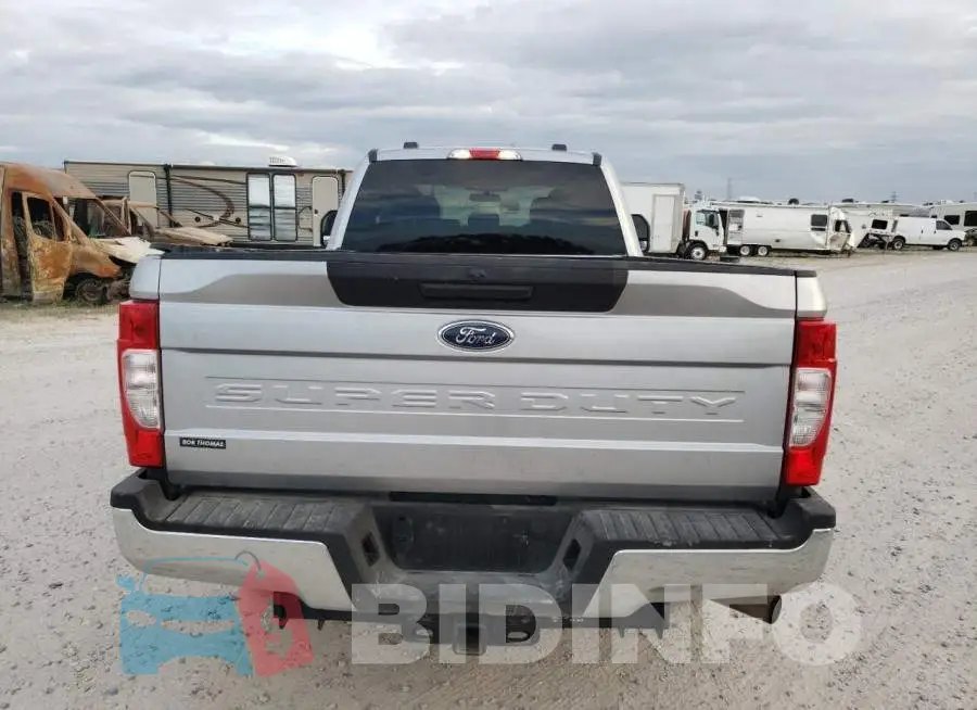 1FT7X2A6XNED17643 Photo# 6