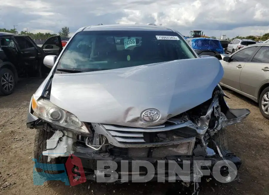 5TDKK3DC7FS659563 Photo# 5