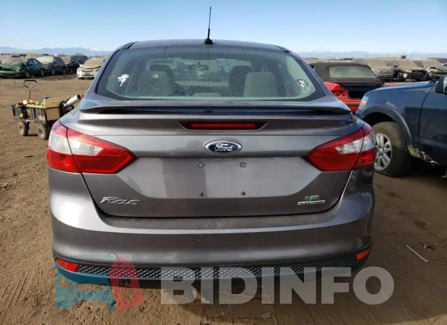1FADP3F21EL376547 Photo# 6