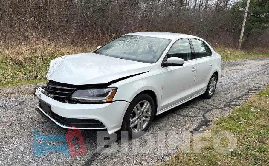 3VW2B7AJXHM344508 Photo# 2