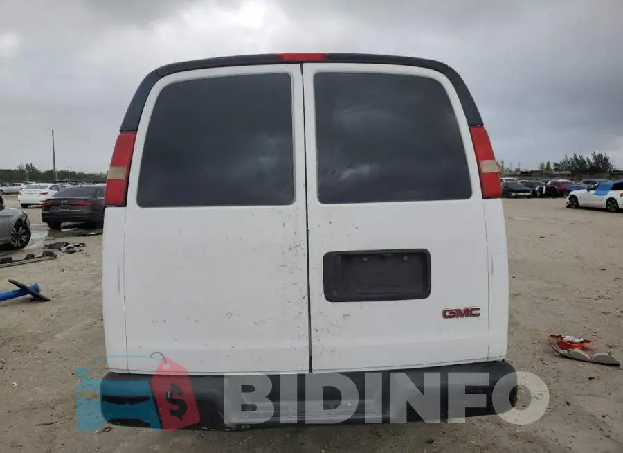 1GTW7FCA7E1110672 Photo# 6