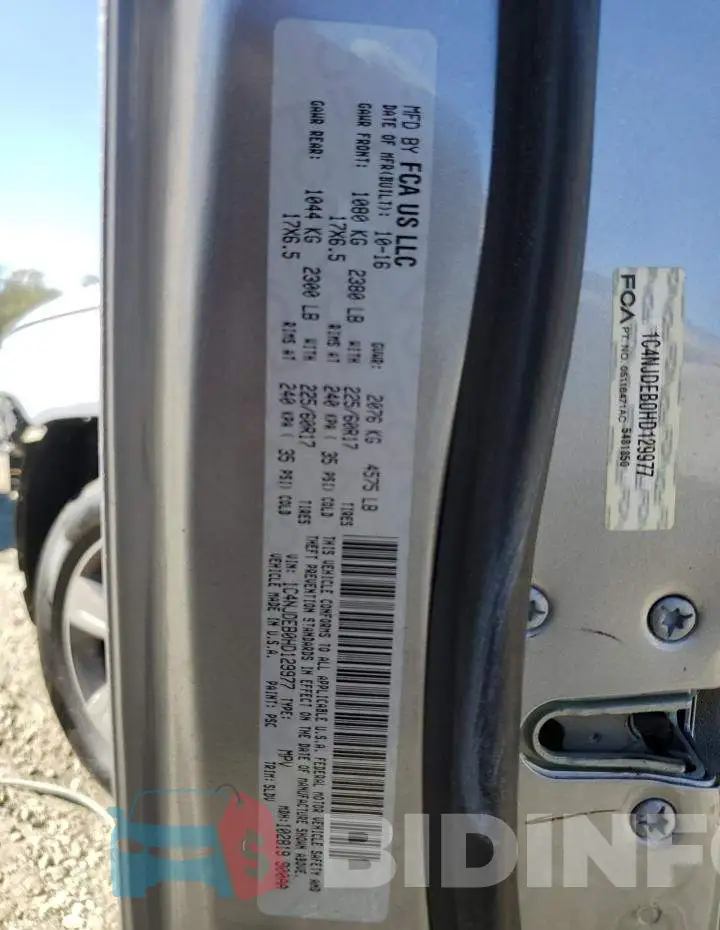 1C4NJDEB0HD129977 Photo# 13