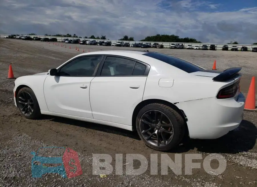 2C3CDXBG2FH724902 Photo# 2