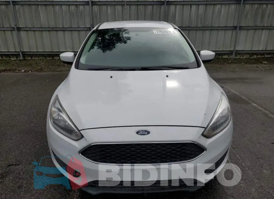 1FADP3F21JL265068 Photo# 5