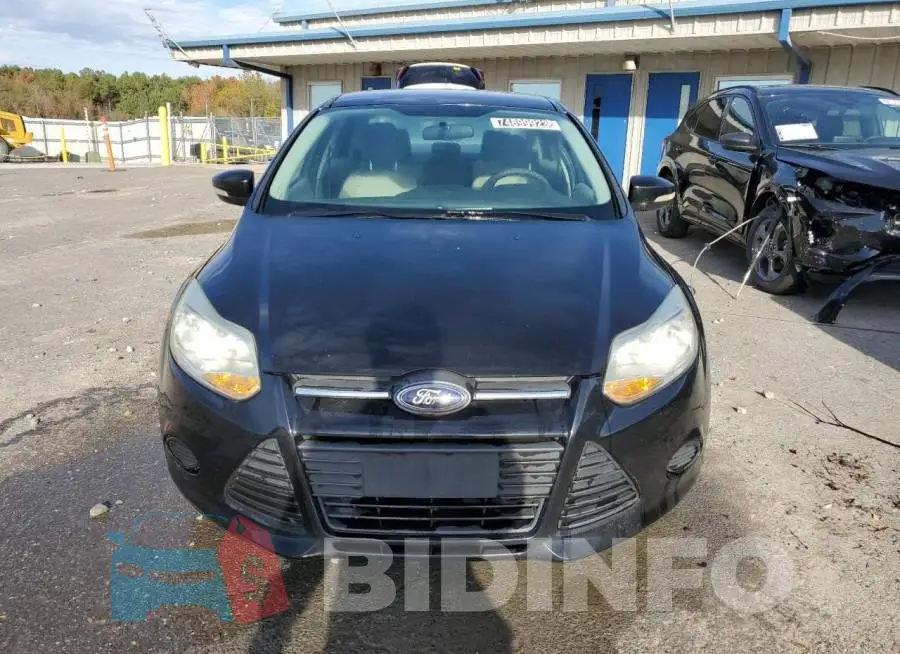 1FADP3F23EL353531 Photo# 5