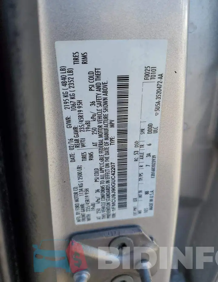 1FMCU9J90GUC42207 Photo# 12