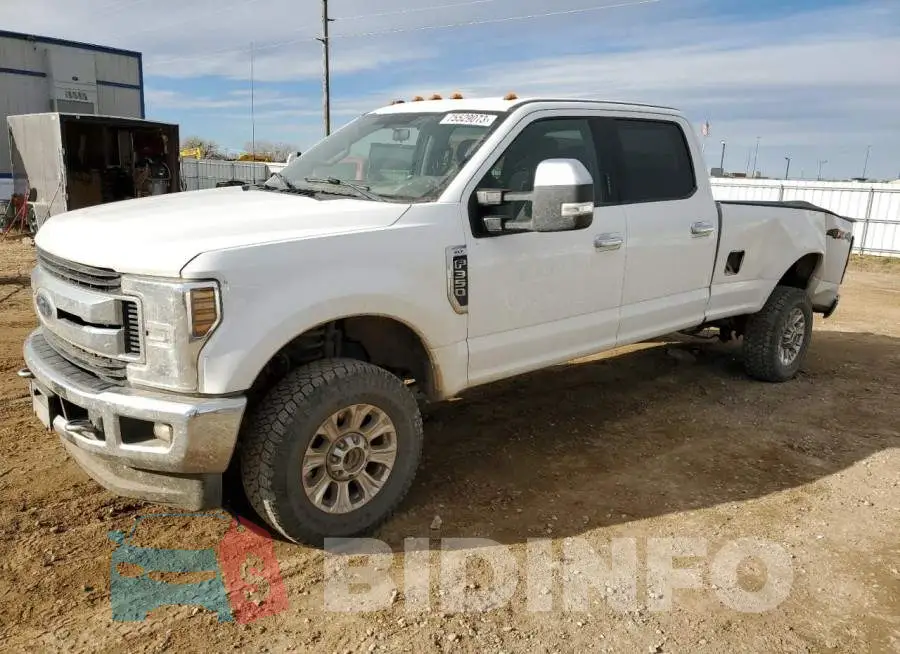 1FT8W3B61JEC79418 Photo# 1