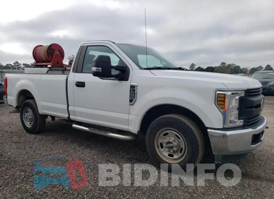 1FTBF2A66JEC73941 Photo# 4