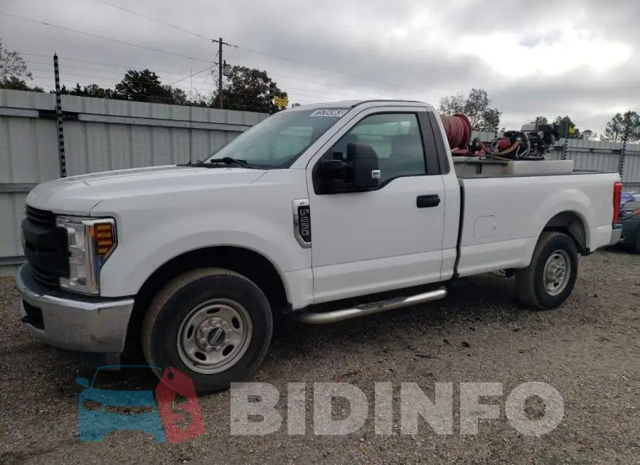 1FTBF2A66JEC73941 Photo# 1