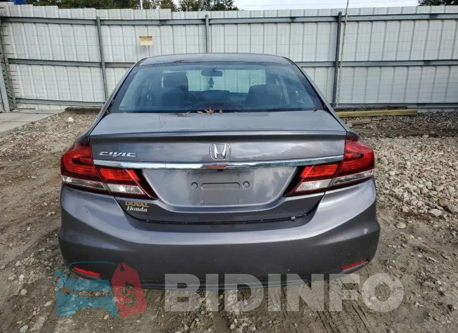 19XFB2F58FE071403 Photo# 6