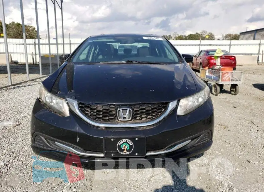 19XFB2F88FE011597 Photo# 5