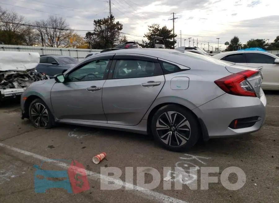 19XFC1F71HE007117 Photo# 2