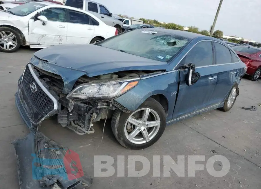 KMHE24L18GA015597 Photo# 1