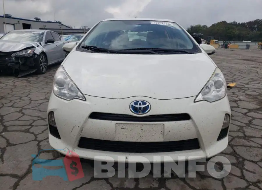 JTDKDTB39E1085363 Photo# 5