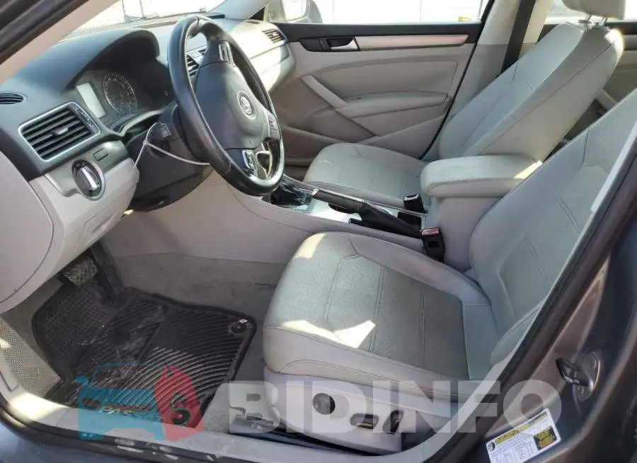1VWBS7A34EC117166 Photo# 7