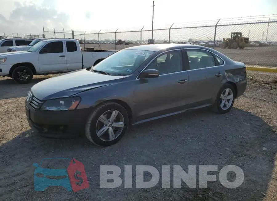 1VWBS7A34EC117166 Photo# 1