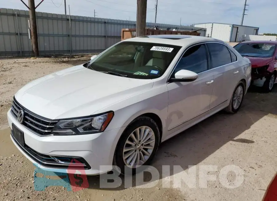 1VWBS7A37GC061047 Photo# 1