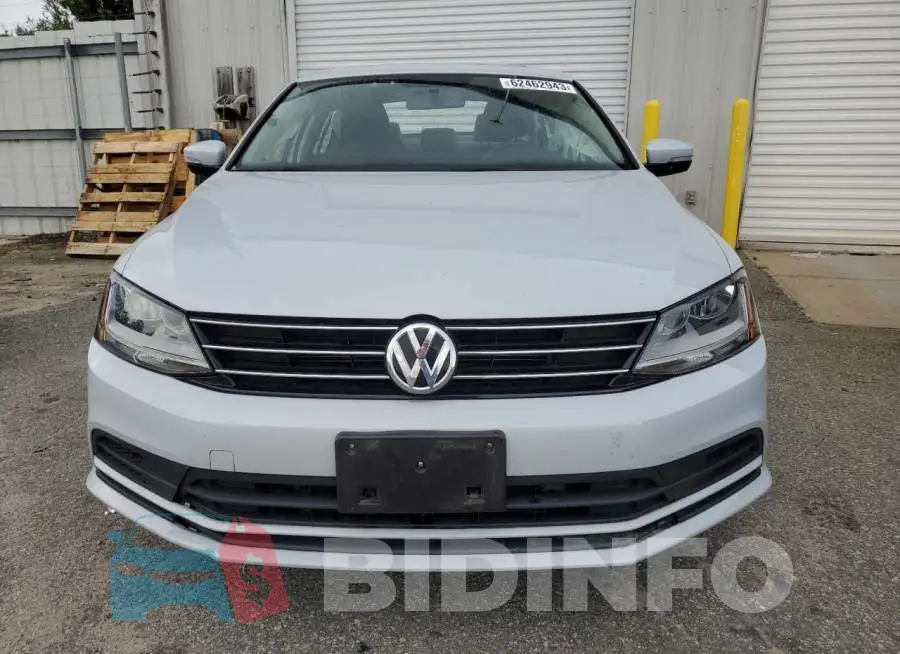 3VWDB7AJ8HM273513 Photo# 5