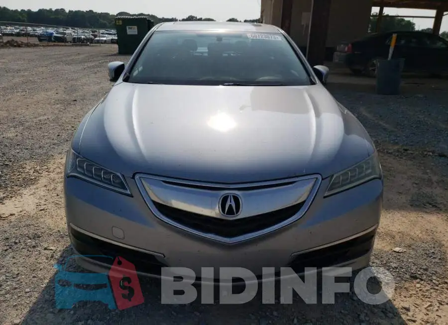 19UUB1F31FA017607 Photo# 5